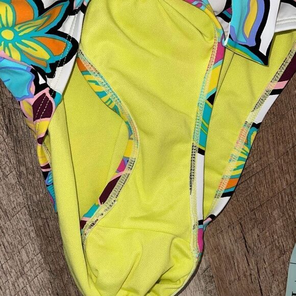 Bleu Rod Beattie Womens Floral Color Crush Ruffled One-Piece Swimsuit Multi Sz 4 - Picture 7 of 11